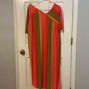 Asymmetrical, multi colored, shift dress. Brand: Zara. Size: Small